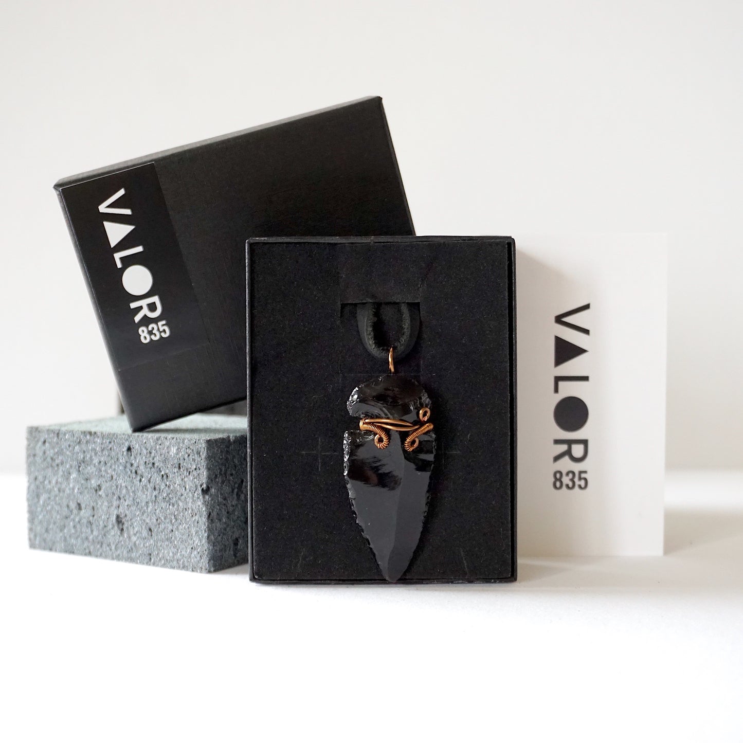 THE PROTECTOR PENDANT / BLACK OBSIDIAN