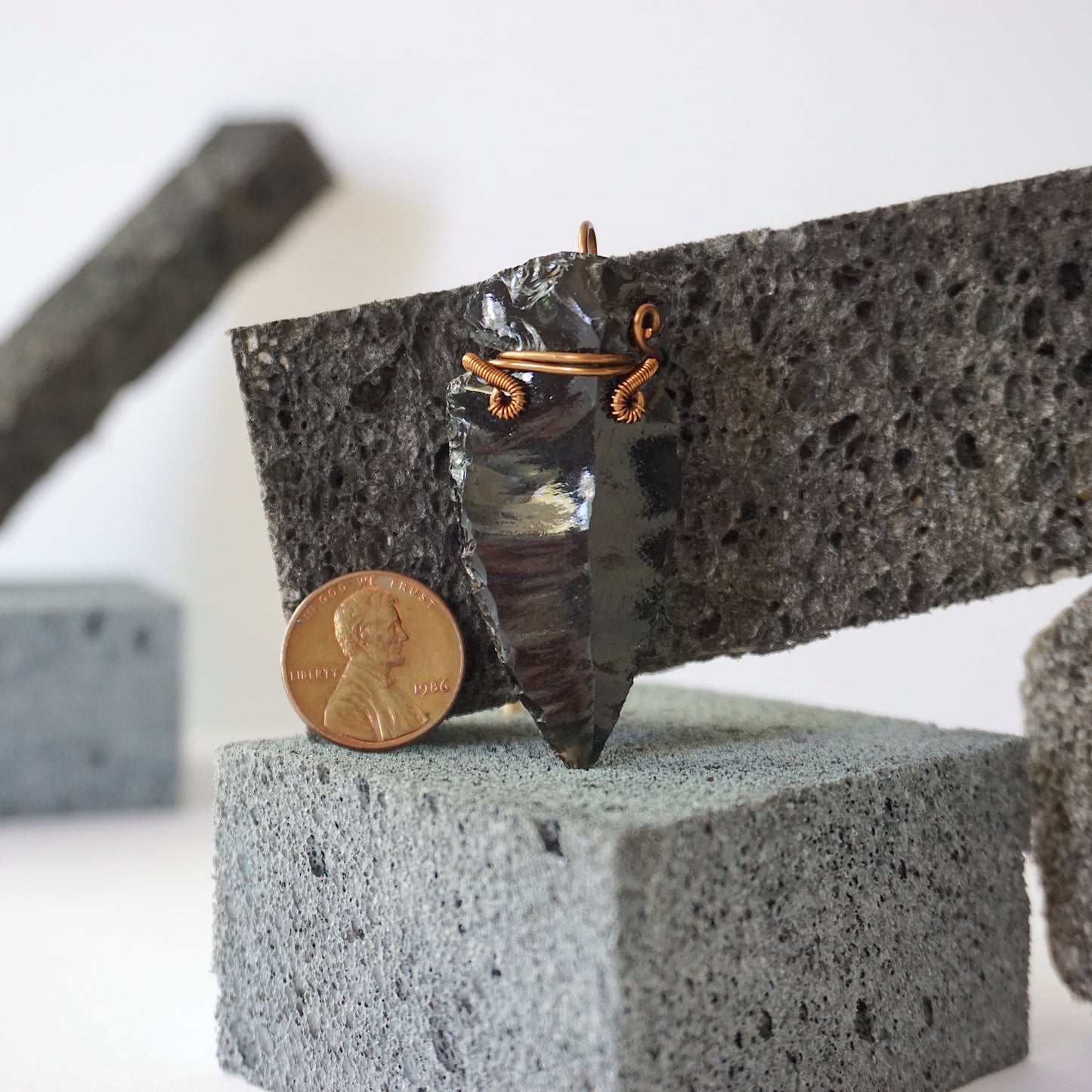 THE PROTECTOR PENDANT / BLACK OBSIDIAN