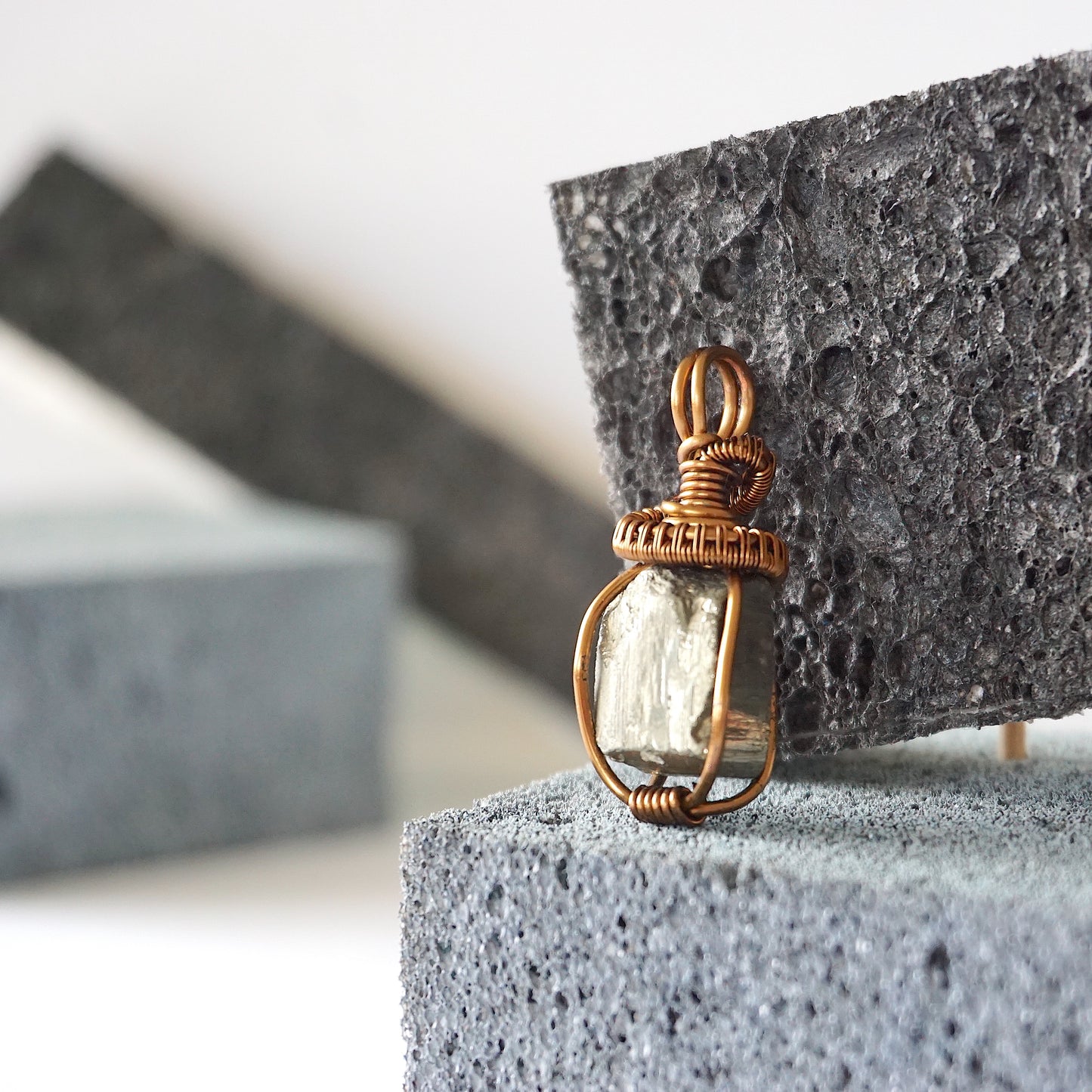 THE DRIVE PENDANT / PYRITE