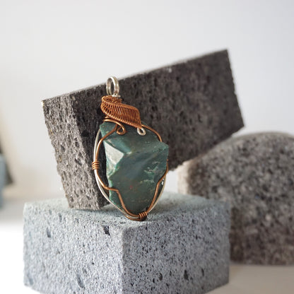 COURAGE PENDANT / BLOODSTONE