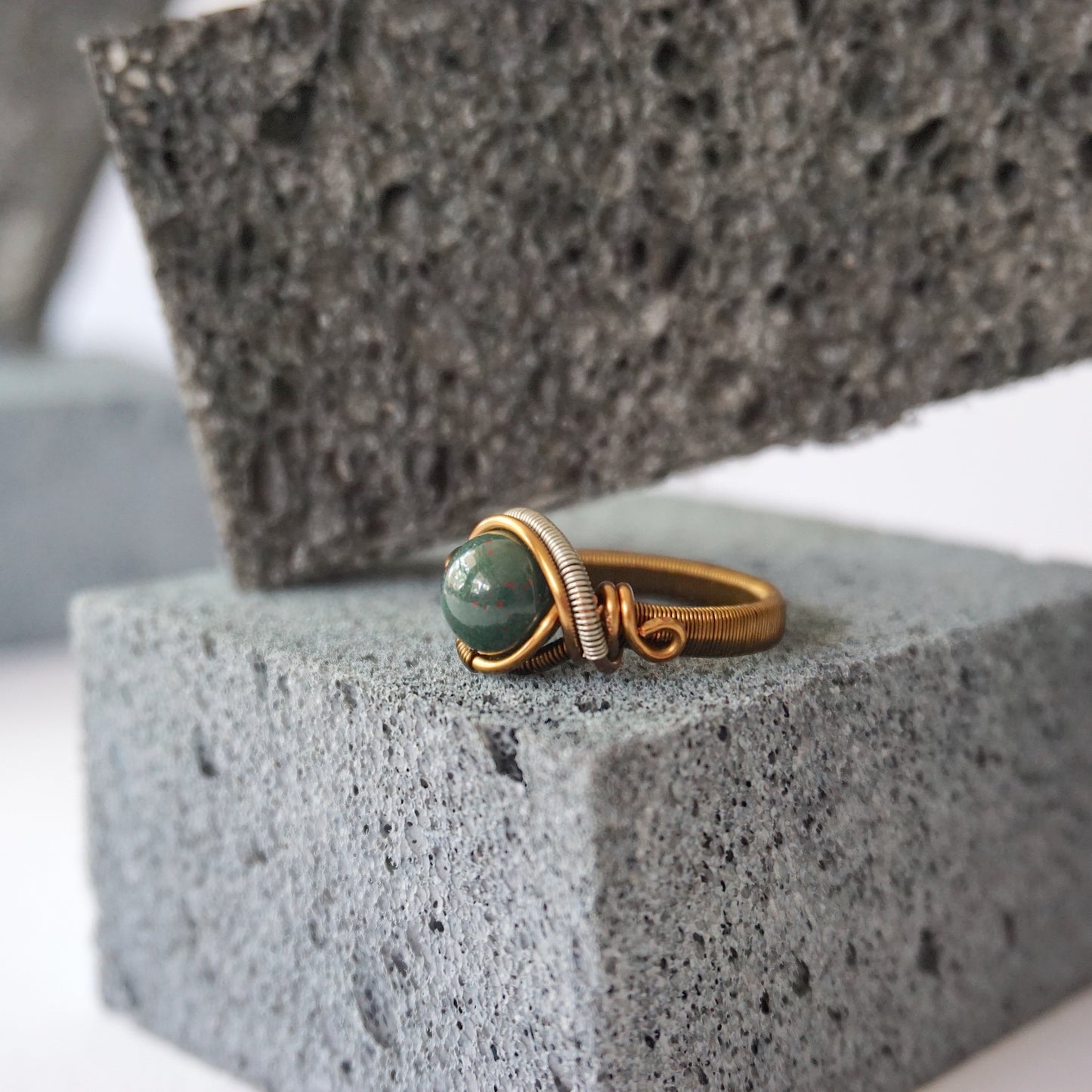 THE BOLD RING / BLOODSTONE