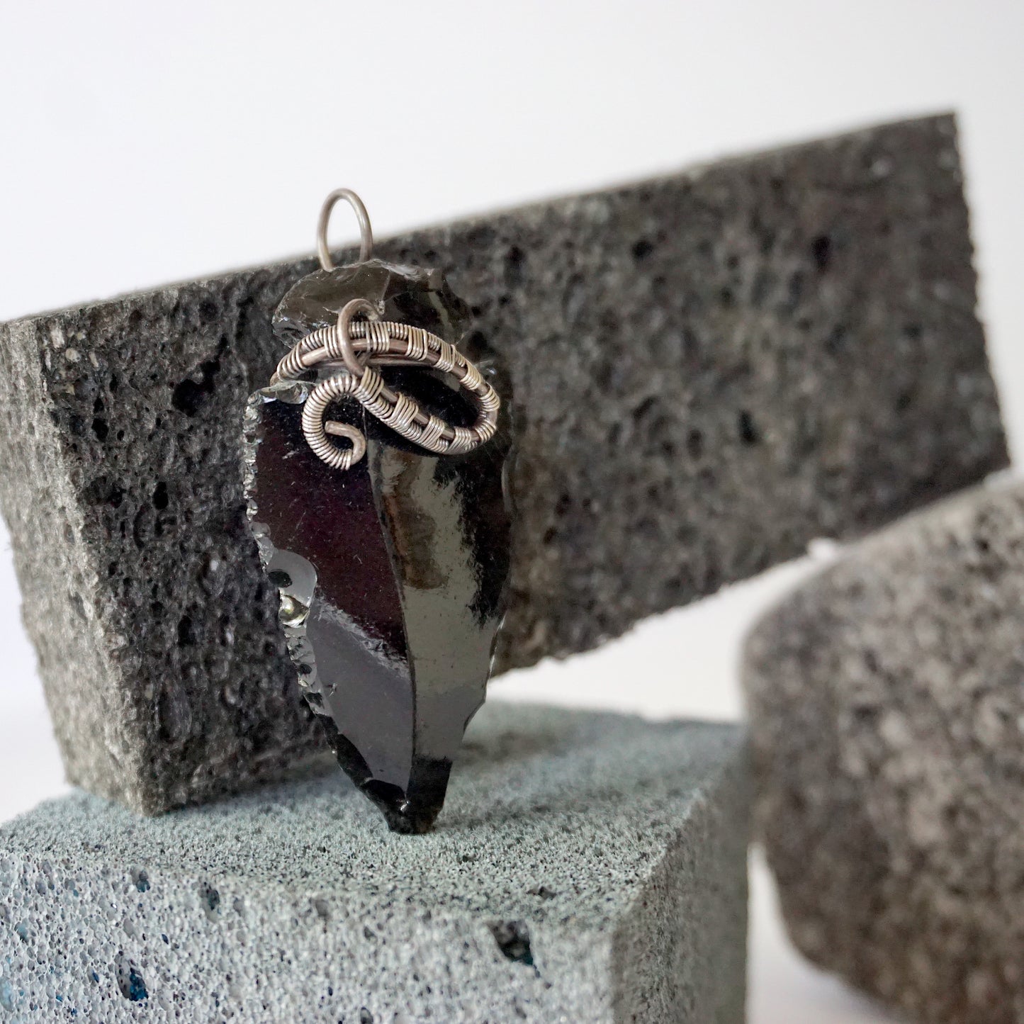 FORTIFIED PENDANT / BLACK OBSIDIAN